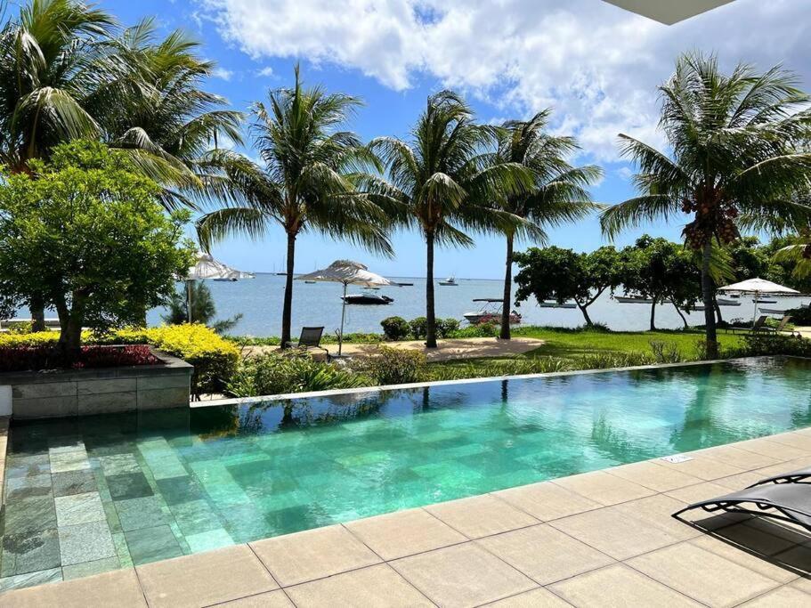 Latitude Luxury Seafront Suite 黑河区 外观 照片