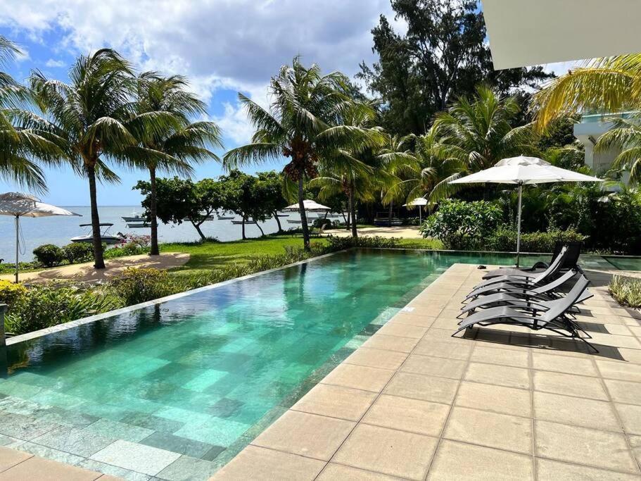 Latitude Luxury Seafront Suite 黑河区 外观 照片