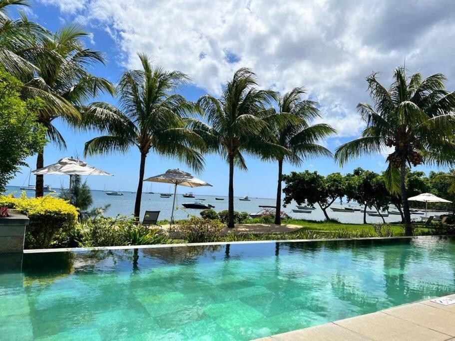 Latitude Luxury Seafront Suite 黑河区 外观 照片